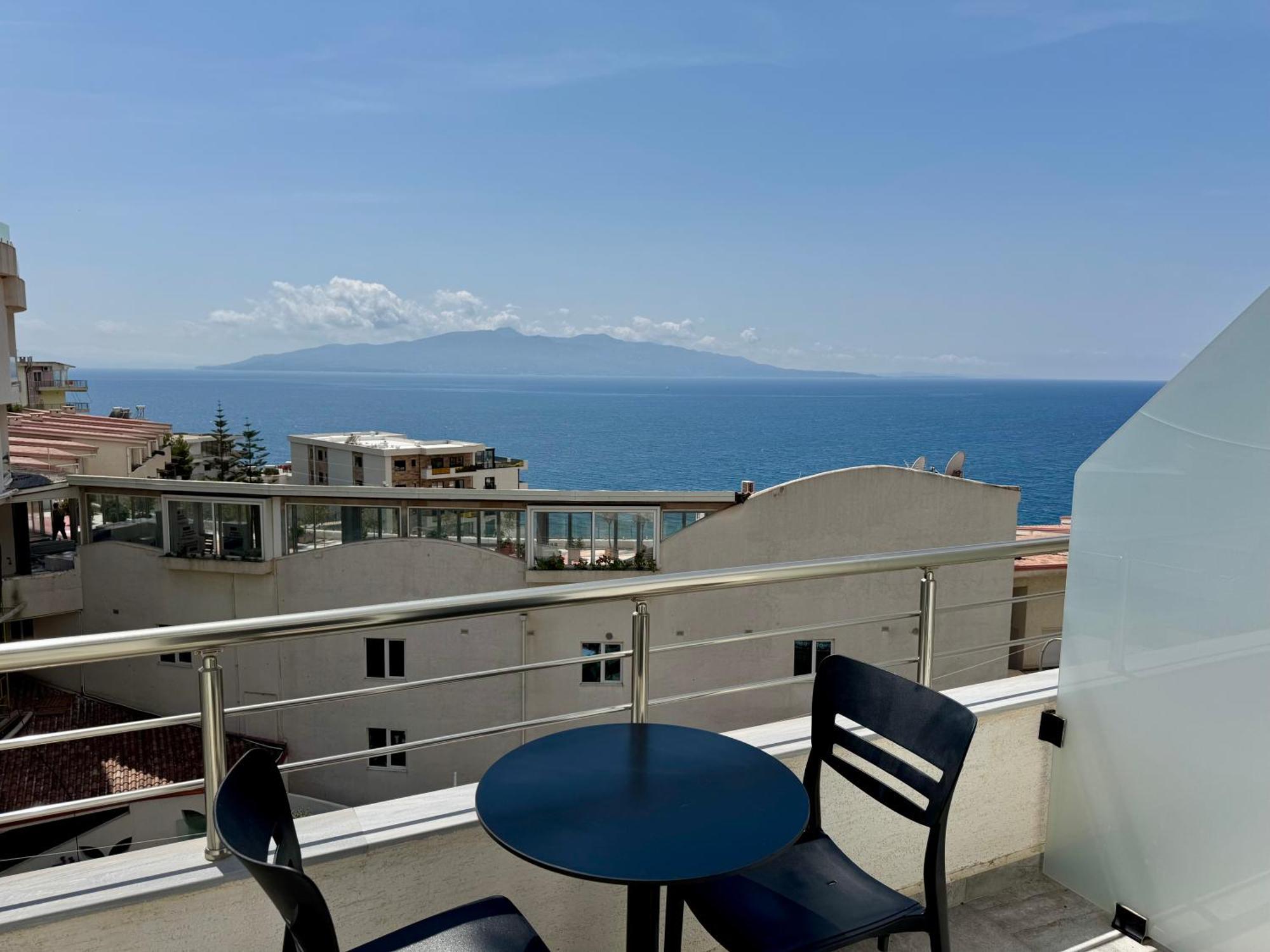 Appartement Gjoka Apartments, In Front Of Bougainville Bay